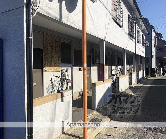 御道路レント・ハウスの外観写真