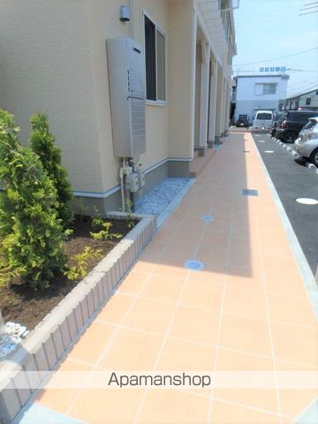 SUNNY MAISON IIの玄関写真