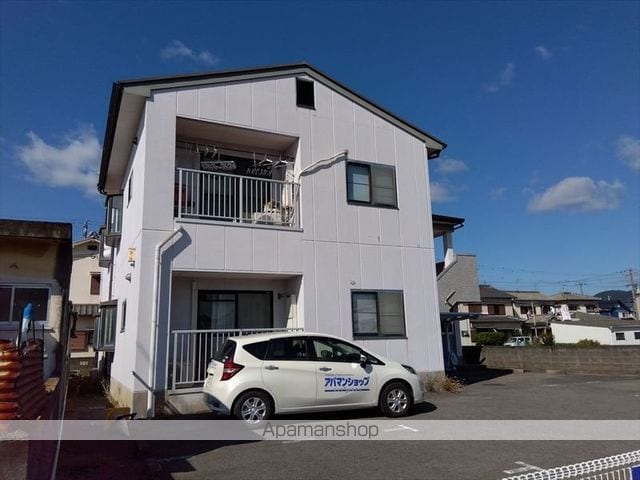 森本マンションの外観写真