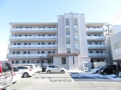 サンプローチ[1K/27.35m2]の外観3