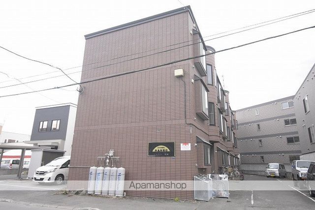 シャネル南郷の外観写真