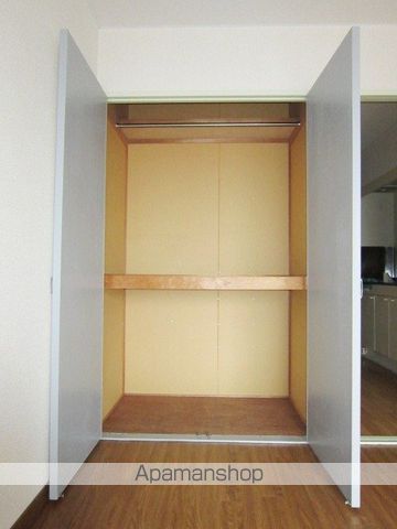 スリーパーシモンズパレスの内装写真