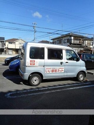 サン・アルバーダ[1LDK/45.75m2]の駐車場2