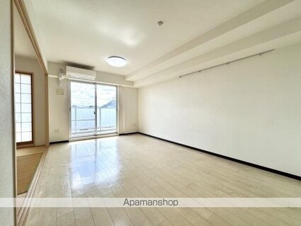 ザ・レジデンス丸亀町グリーン[2LDK/69.48m2]の内装4