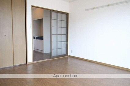 コーポラスグリーン　Ｃ棟[1K/26.71m2]のリビング・居間