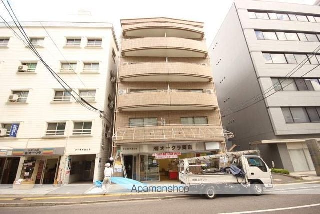 第二田万里ビルの外観写真