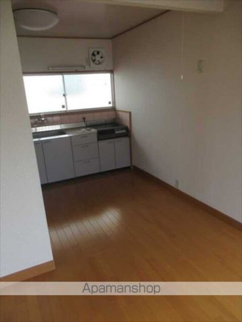 和歌山県和歌山市小雑賀[1LDK/33.06m2]のリビング・居間