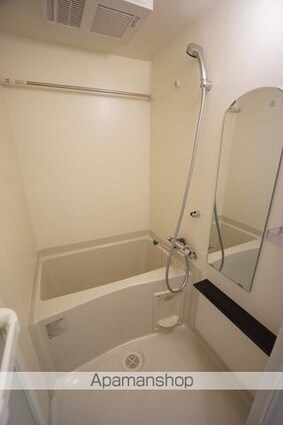 ディアレイシャス浅間町ＩＩＩ[1K/21.66m2]のバス