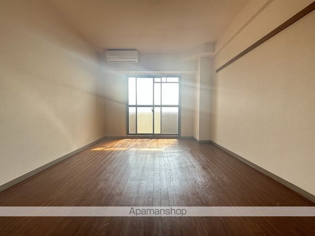 GRACE 丸萬の内装写真