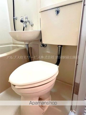 ロアール新大塚の内装写真