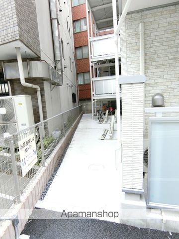 リブリ・寿の玄関写真