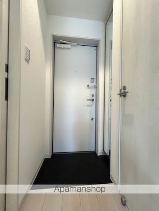 ロジェ泉佐野[1LDK/30.63m2]の玄関