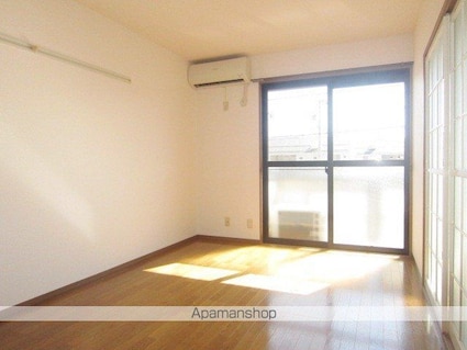 レオパレスサンズ[1K/22.35m2]のリビング・居間1