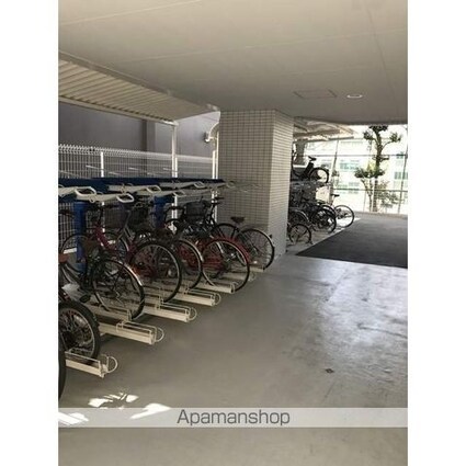 コンフォリア西新宿[1LDK/38.74m2]の共用部2