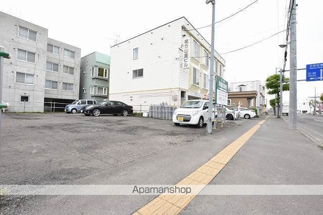 第5山重ビルの外観写真