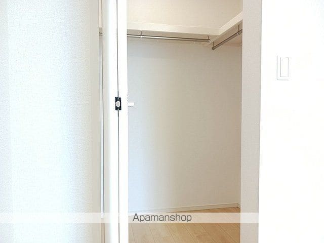 アムール・シュッド IIの内装写真