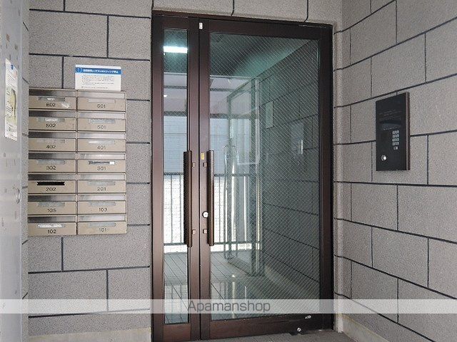 イモーレ中央駅の外観写真