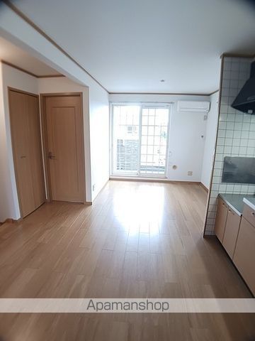 グリーン ゲイブルズ II番館の内装写真
