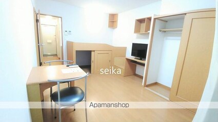 レオパレスウィステリア[1K/23.61m2]のリビング・居間2