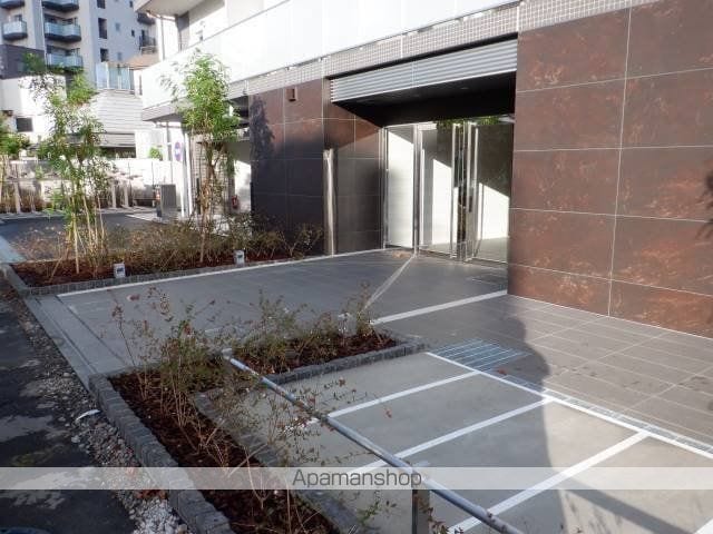 リヴシティ向島参番館の玄関写真