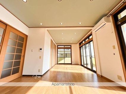 メゾン・ド・宮田[2LDK/81.22m2]の内装2