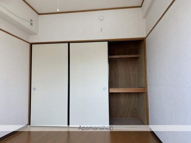 メゾンミヤザキ山越の内装写真