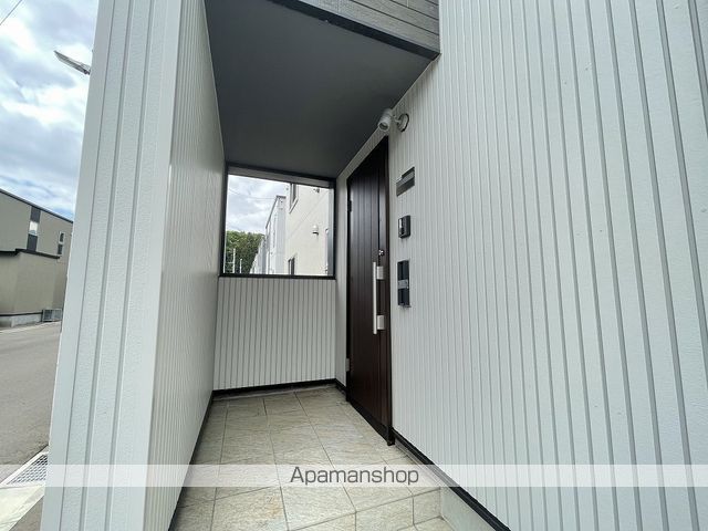 函館市電本線湯川線 湯の川駅 徒歩19分 2階建 築9年の玄関写真