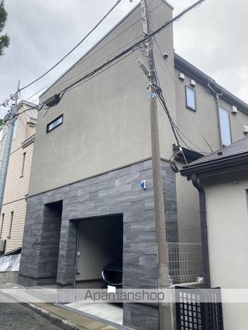 上目黒4丁目貸家