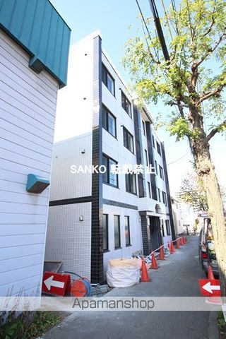 グランメール北24条駅前の外観写真