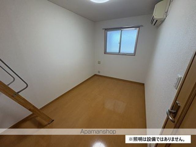 ユングフラウ原水の内装写真