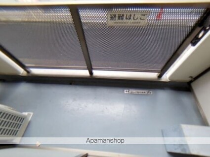 コアロード春日[1K/25.09m2]のバルコニー