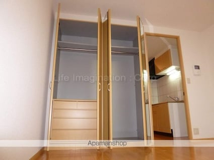 アーバンコーポラス土山[1K/29.75m2]の収納