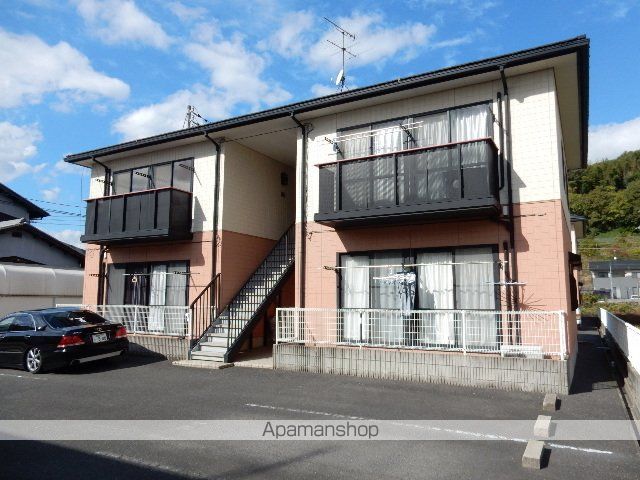 フローラル東岡山 B棟