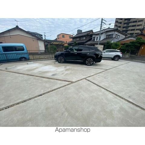 LE COCON三郷の外観写真