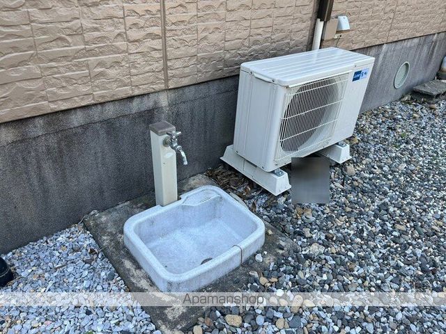 磐田市 2階建 築30年の内装写真