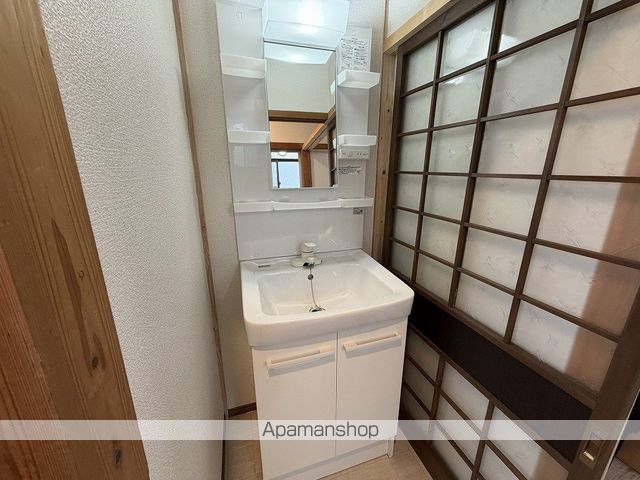 鳥取市 2階建 築48年の内装写真