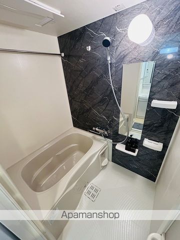 ラグゼシンオオサカ6の内装写真
