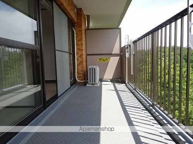ライオンズマンション学園前第2の内装写真