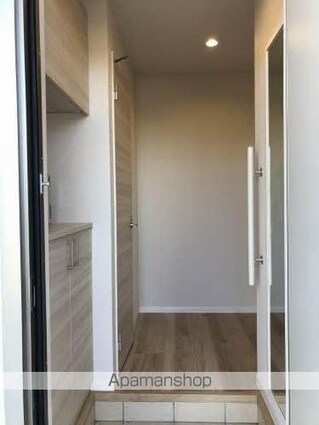 香川県高松市三名町[1LDK/48.9m2]の玄関