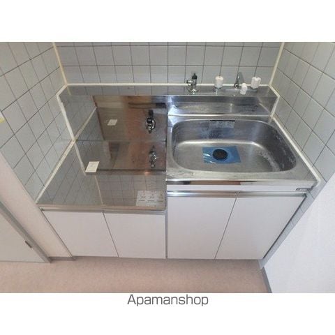 ハセベ椿森コーポの内装写真