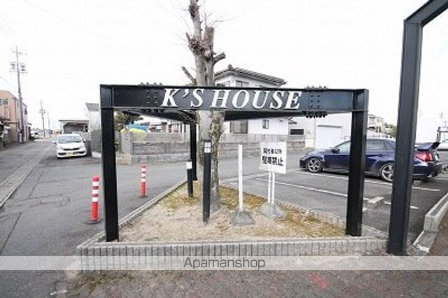 K’S HOUSE Cの玄関写真