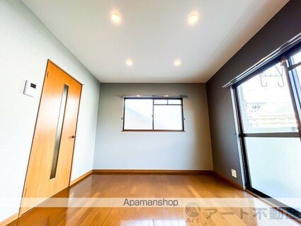 フルートフル[1DK/27.67m2]のリビング・居間