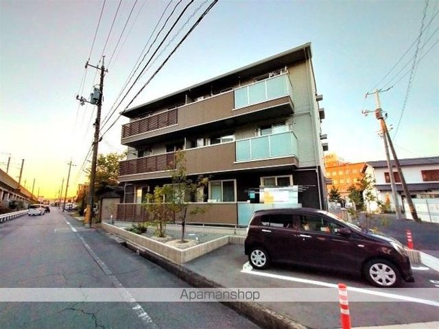 クレスト高柳の外観写真