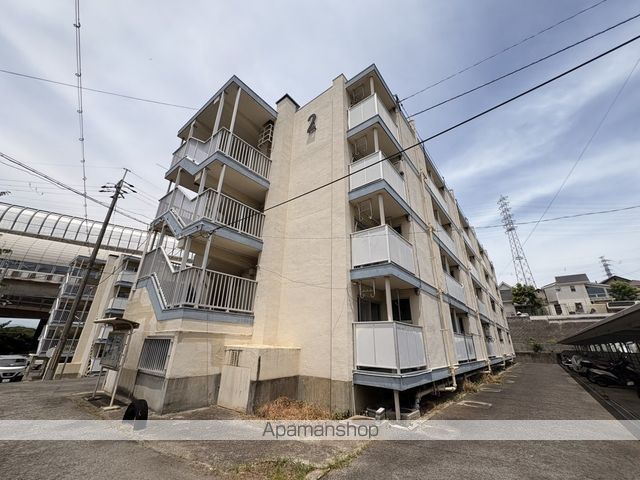 ビレッジハウス倉治2号棟の外観写真