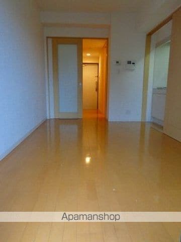 ジュネーゼグラン上本町の内装写真