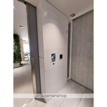 コンフォリア東新宿ステーションフロント[2LDK/47.16m2]のエントランス2