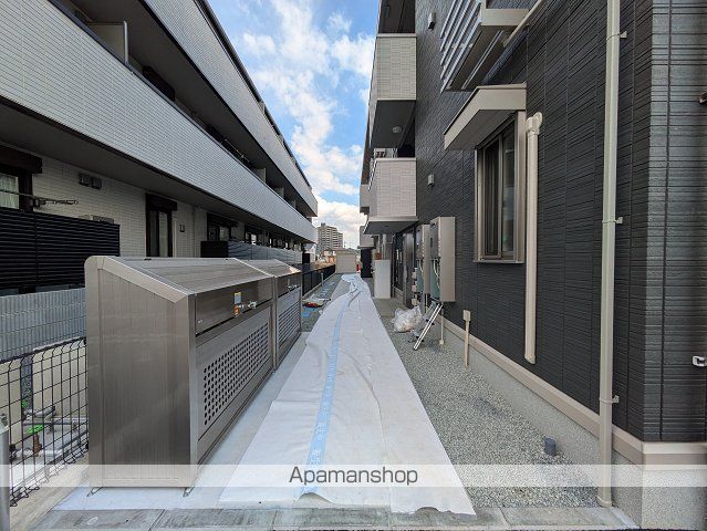 山陽本線 寺家駅 徒歩11分 3階建 築2年の外観写真