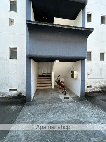 日南線 宮崎駅 徒歩5分 4階建 築42年の玄関写真