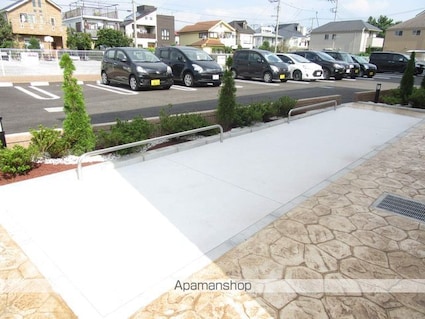 クラールＫ　Ⅱ[1K/25.25m2]の駐車場