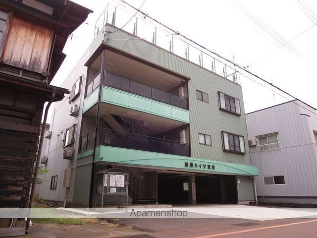 新栄ハイツ東栄の外観写真
